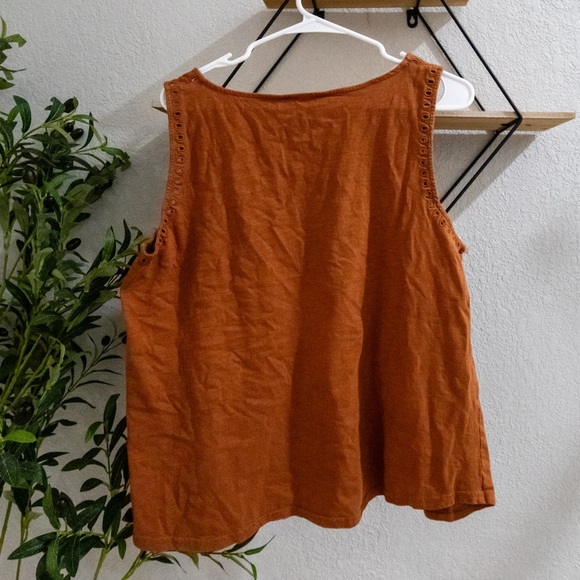 Women's Sleeveless Top in Rust - Picture 2 of 3